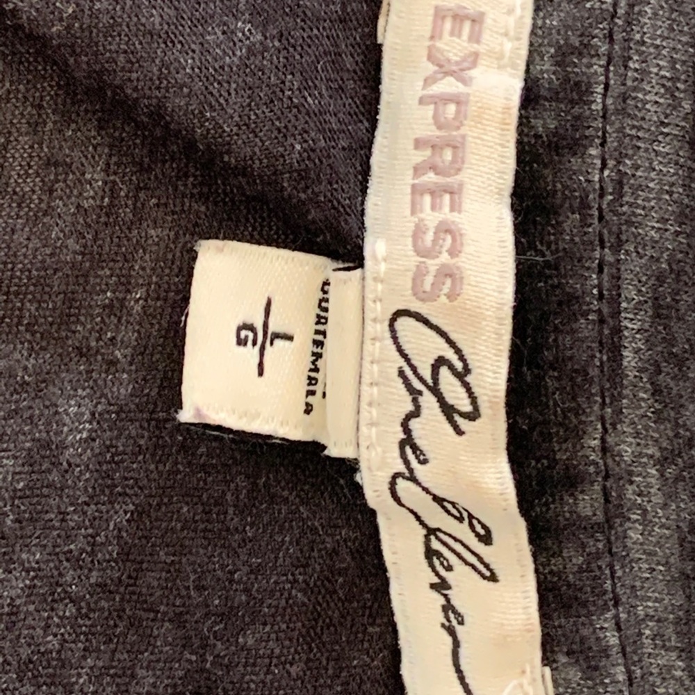Express Graphic Tank - Picture 3 of 3